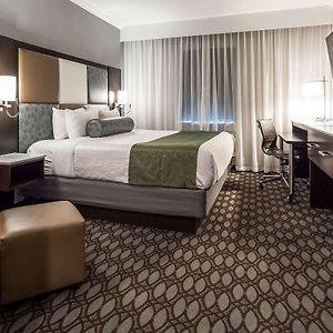 Best Western Premier NYC Gateway Hotel